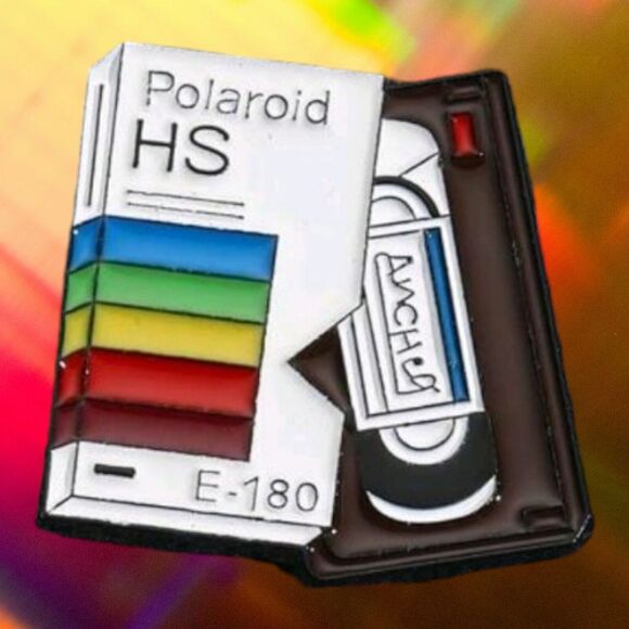 VHS Polaroid Hs Lapel Pin 80s TV Cassette & Case Enamel Retro RAD Brooch Rewind - Picture 1 of 5